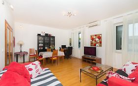 Apartment Leo